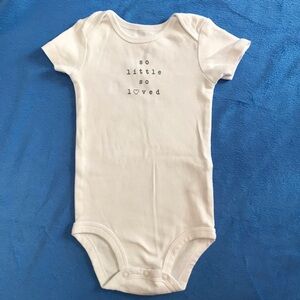 Carter’s Baby Girl’s Bodysuit Size 9 Months